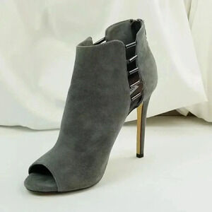 Steve Madden 8.5M Lola Gray Suede Back Zip Open Toe Vented Side Ankle Boots Heel